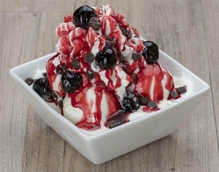 Joghurtbecher Amarena