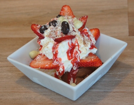 Erdbeer-Cranberry-Becher