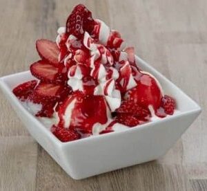 Joghurtbecher Erdbeer